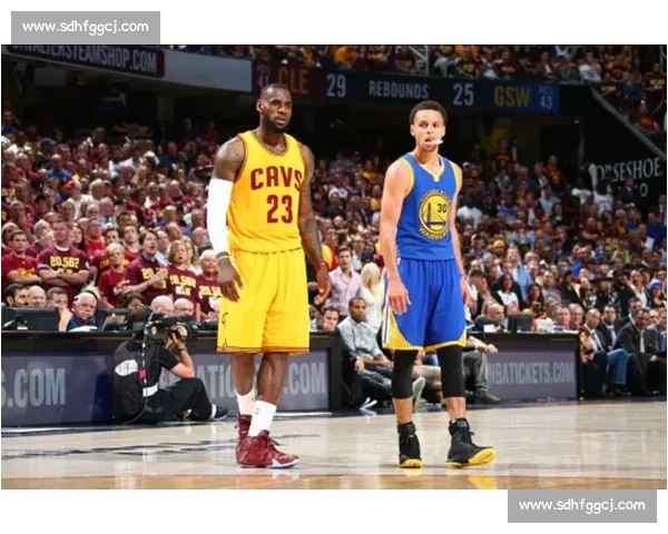 2016 NBA总决赛第二场勇士vs骑士巅峰对决回顾与关键转折解析