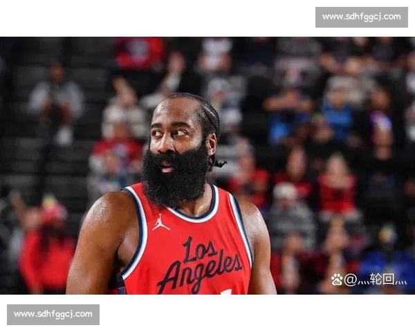 NBA直播快船对阵雷霆焦点大战实时解析胜负走势与球星对决全景呈现 NBA直播快船对阵雷霆焦点大战实时解析胜负走势与球星对决全景呈现